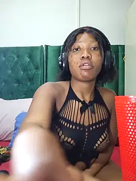 BUNNYCHOWX28 online show from February 19, 10:08 pm