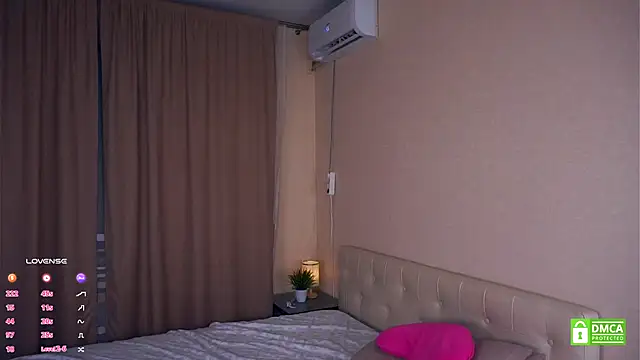 NguyetHankey online show from September 20, 4:05 pm