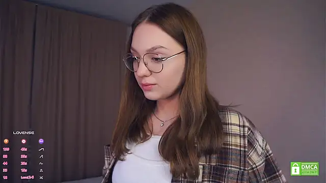 NguyetHankey online show from September 13, 3:53 pm