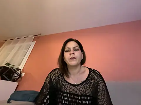 minettedusud online show from January 15, 9:32 pm