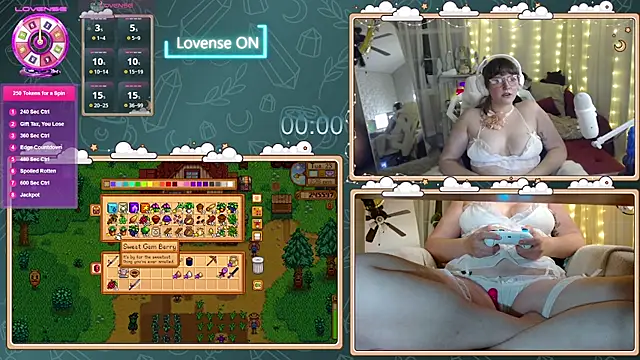 Snapshot of ithuriella chatting on October 14, 3:20 am ithuriella online show from October 14, 3:20 am