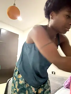 EmilyKisx online show from December 1, 10:08 am