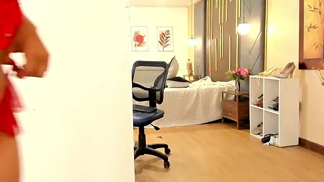 OliviGrace online show from February 13, 10:22 pm