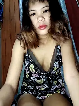 Snapshot of Sexxie_Ella22 chatting on October 20, 8:01 pm Sexxie Ella22 online show from October 20, 8:01 pm