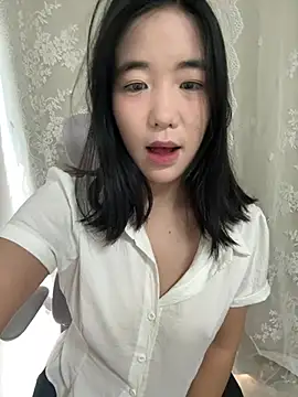 luluya1314 online show from July 12, 2:12 am