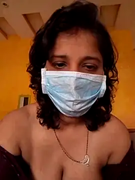 Love Foreverr12 online show from November 26, 6:36 am