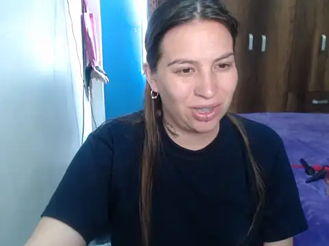 cloequeen15 online show from February 2, 5:01 pm