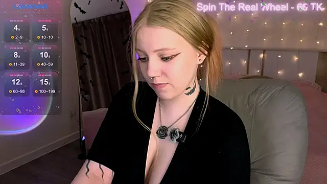 RebeccaAster online show from November 25, 4:20 pm