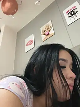 Snapshot of Aliciawhitee chatting on October 11, 2:05 am Aliciawhitee online show from October 11, 2:05 am