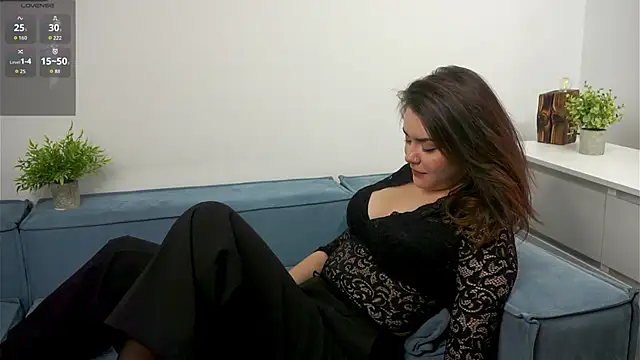 MerlynDinovo online show from November 5, 9:14 am