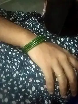 baddy8008 online show from September 12, 3:41 pm