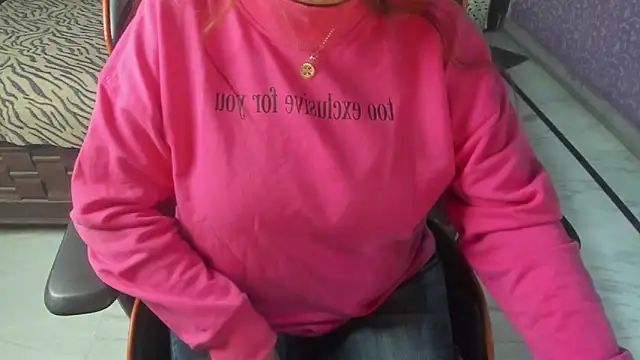 ShylaGill online show from December 1, 3:48 pm