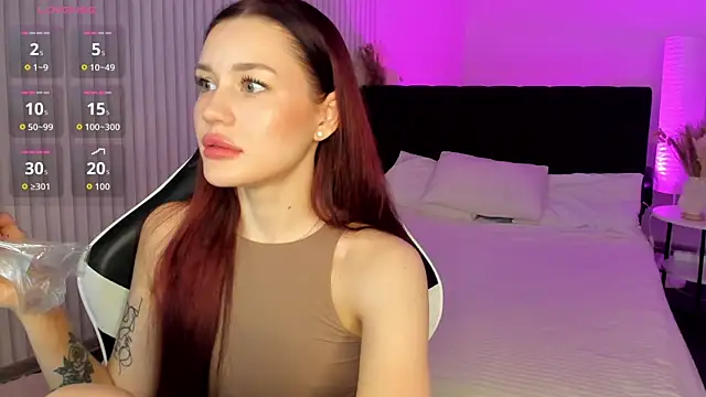Aria Mila online show from June 3, 3:40 am