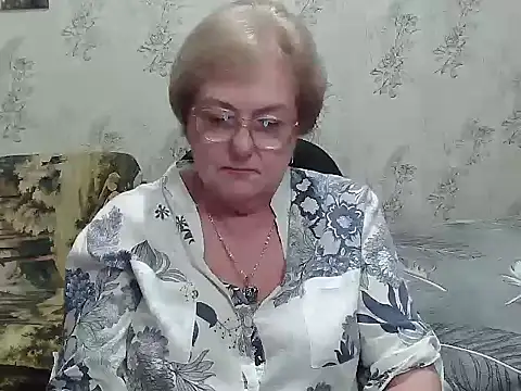 Renata62011 online show from November 6, 7:20 pm