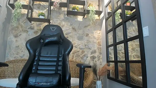 VenusBlazer online show from November 22, 11:13 am