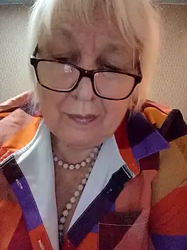 Alexia64231 online show from November 2, 1:25 pm