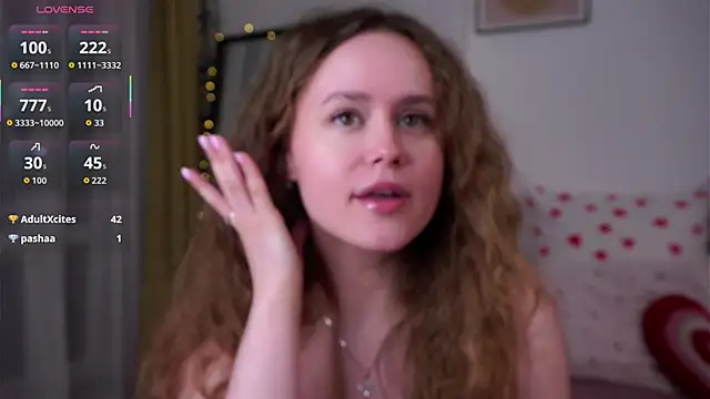 SusannaScholler online show from March 17, 9:41 pm