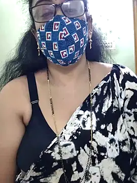 sweet-lotus online show from December 19, 3:32 am