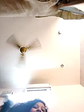 Cute-Janvi20 online show from November 3, 7:07 pm