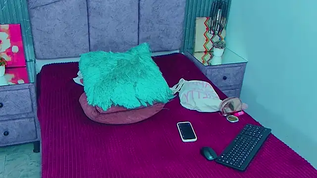 Emma Lodge online show from January 13, 11:09 pm