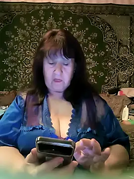 CrystalLime6411 online show from March 22, 3:51 pm