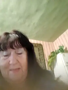 CrystalLime6411 online show from October 8, 5:12 am