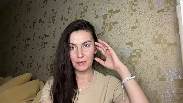 KatalinaQE online show from February 8, 6:11 pm