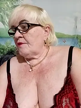 VioletSweet5566 online show from June 4, 5:06 pm