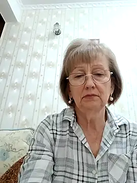 AlikaSwan5821 online show from October 15, 7:49 pm