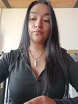 Williams Hera online show from November 21, 2:30 pm