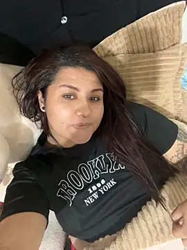 Snapshot of naomy26 chatting on October 2, 5:34 am naomy26 online show from October 2, 5:34 am