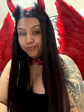 Snapshot of naomy26 chatting on November 1, 8:29 am naomy26 online show from November 1, 8:29 am