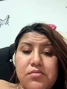 Snapshot of naomy26 chatting on October 16, 6:05 am naomy26 online show from October 16, 6:05 am