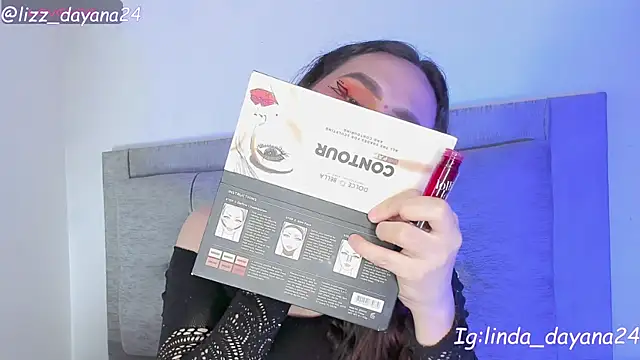 sweetdollinda23 online show from October 31, 7:51 pm