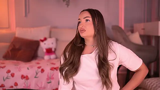 MillaSerene online show from March 7, 6:20 am