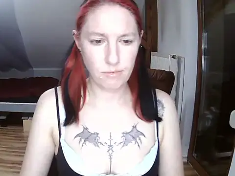 Snapshot of JudyFetish chatting on October 23, 6:36 pm JudyFetish online show from October 23, 6:36 pm