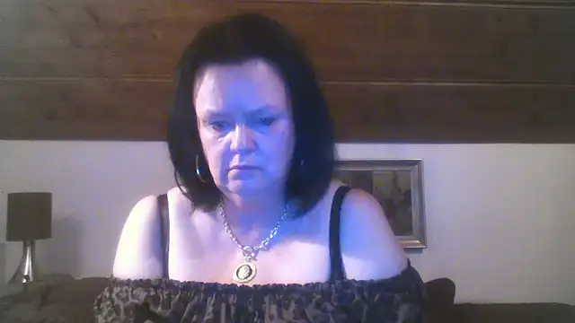 TiffanyMature online show from September 15, 8:27 pm