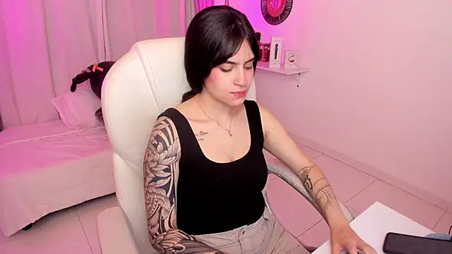 kurito  online show from October 19, 3:19 am