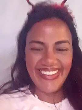 afroditaligh online show from October 25, 3:30 pm