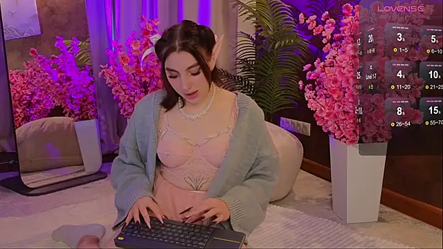 Snapshot of arcane_doll chatting on September 29, 5:45 am arcane doll online show from September 29, 5:45 am