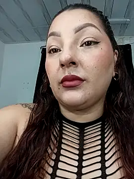 Victoriia-69 online show from November 27, 5:10 am