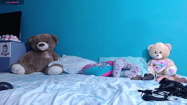 toxic sweet  online show from September 30, 4:29 am