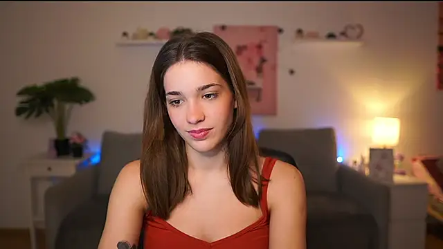 kissie cat online show from December 3, 2:41 pm