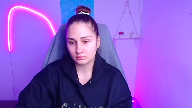 Stefanie Sweet online show from January 11, 6:29 am