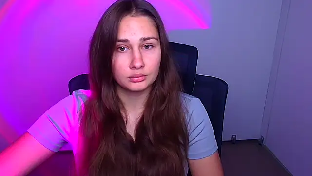 Stefanie Sweet online show from October 3, 7:02 am