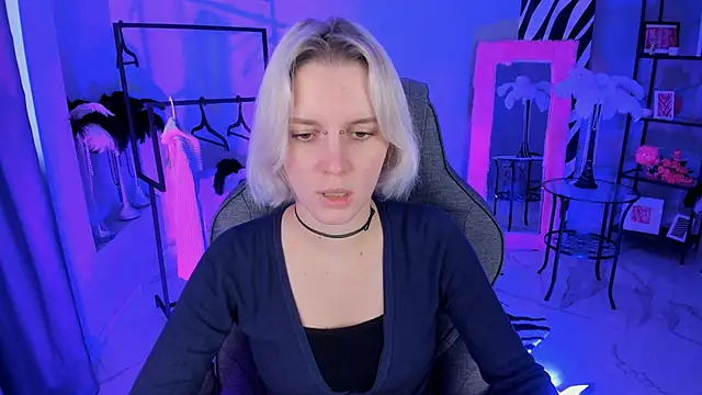 BethanyCloud online show from November 12, 5:38 am