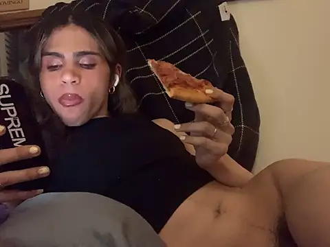 Stxllastrokes online show from April 29, 9:23 am