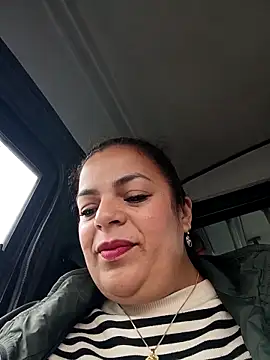 Mia-Glow online show from September 10, 4:18 pm