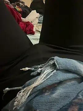 crazy111girl online show from February 5, 5:38 pm