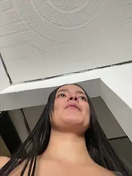 Mia jhoonson online show from December 14, 8:47 pm